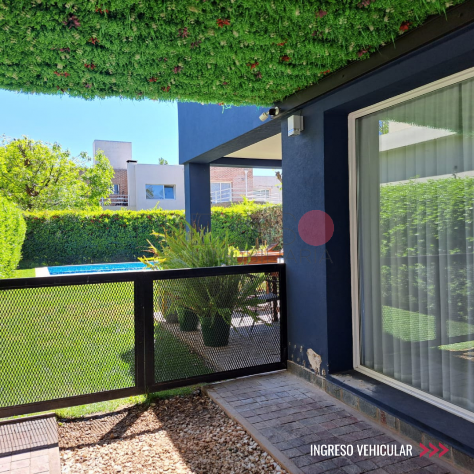 VENTA CASA 3 HABITACIONES B° VILLA LUISA