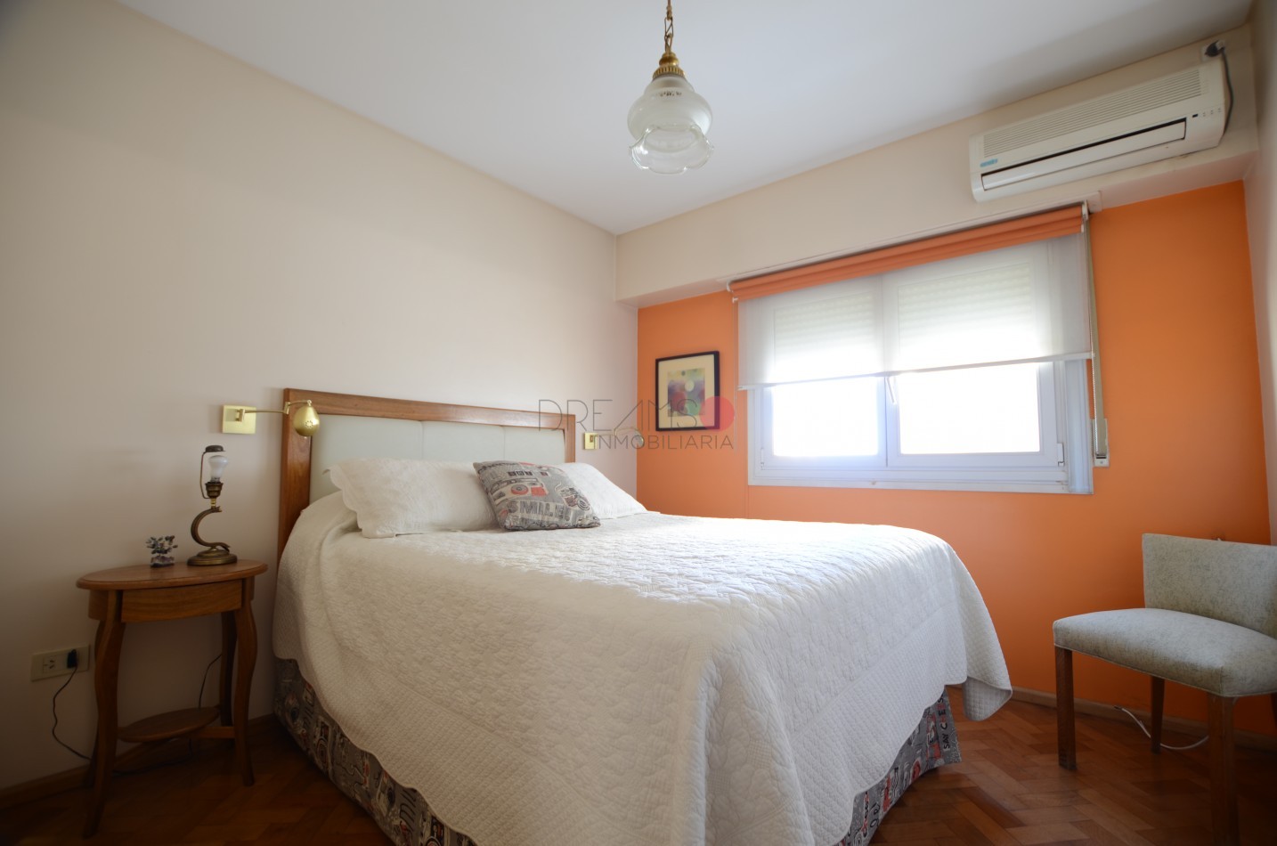 SEMIPISO AMOBLADO EN VENTA - 3 DORM