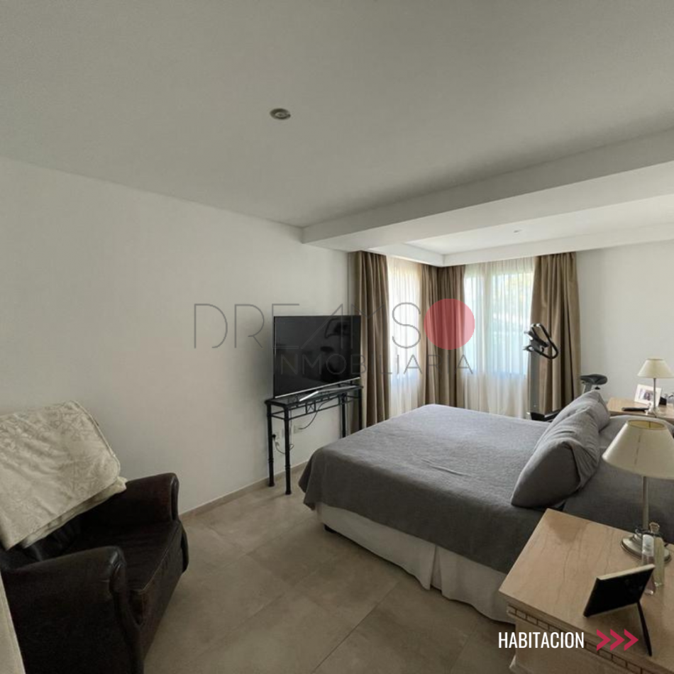 VENTA CASA 3 HABITACIONES B° VILLA LUISA
