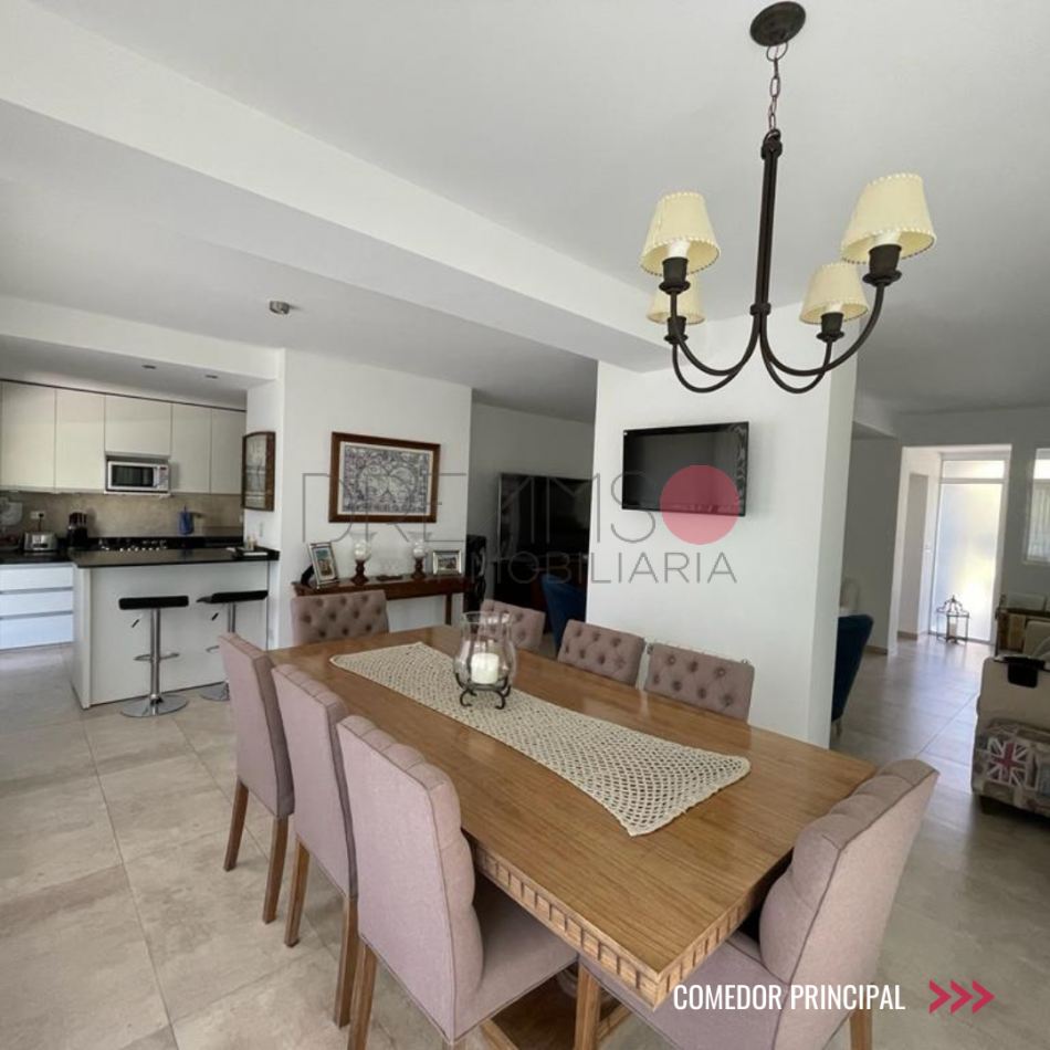 VENTA CASA 3 HABITACIONES B° VILLA LUISA