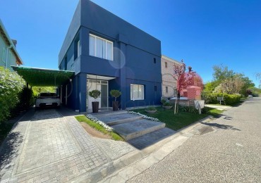 VENTA CASA 3 HABITACIONES B° VILLA LUISA